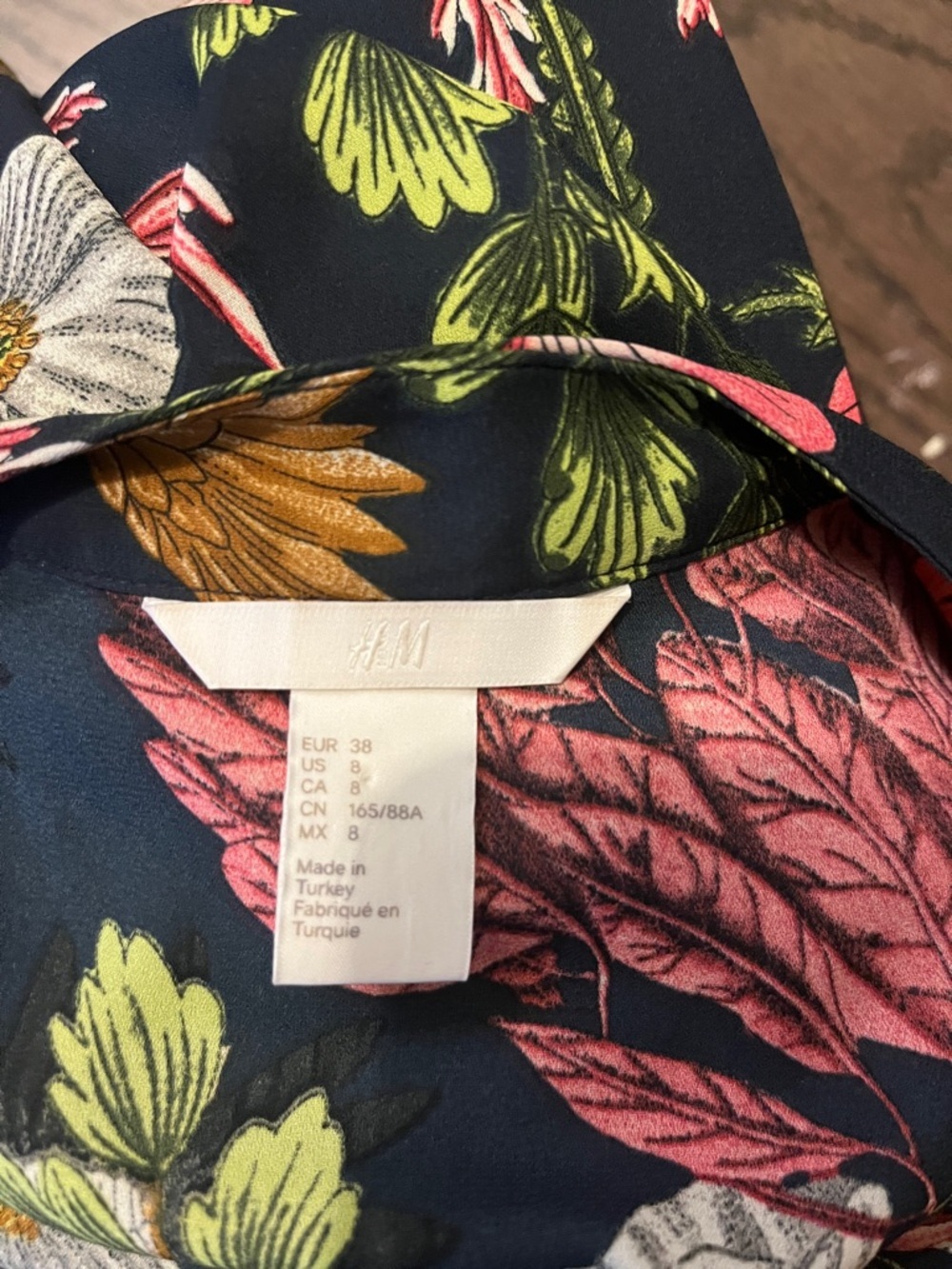 Black Floral Long-Sleeve Blouse - Picture 4 of 5